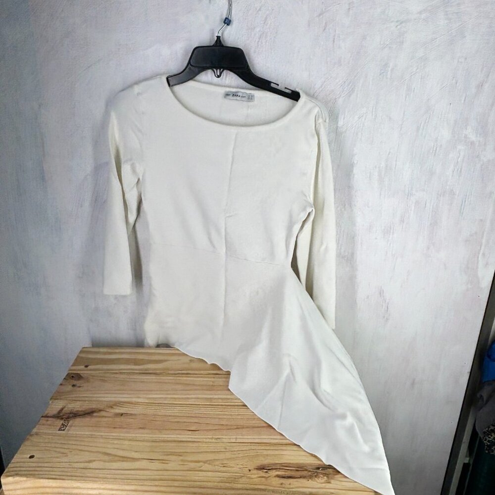 Zara Women's Boat Neckline 3 /4 Sleeve asymmetric ivory white blouse knit small